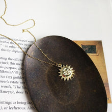 Load image into Gallery viewer, Gold Color Link Chain Sun Pendant Necklace